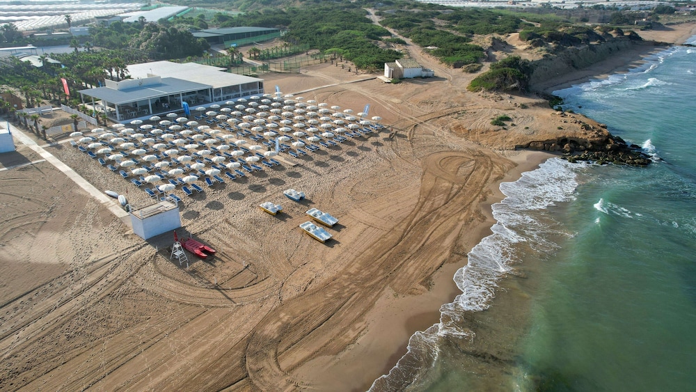 Athena Resort 38/50