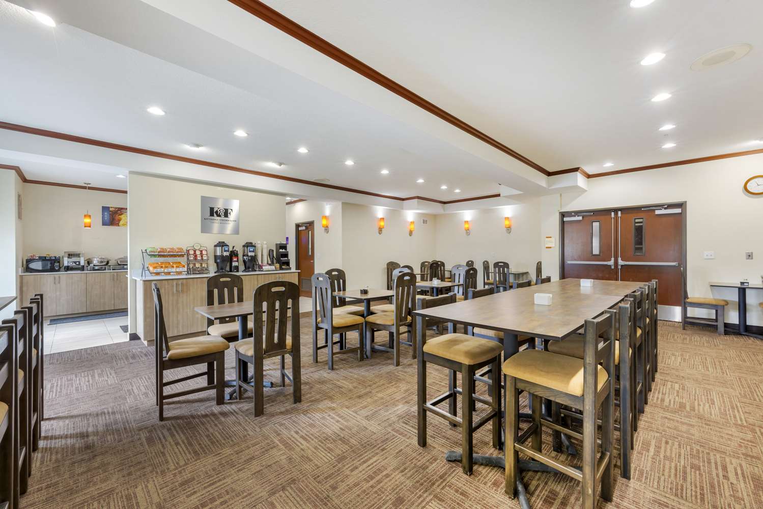 Best Western Plus Northwind Inn Suites 16/19