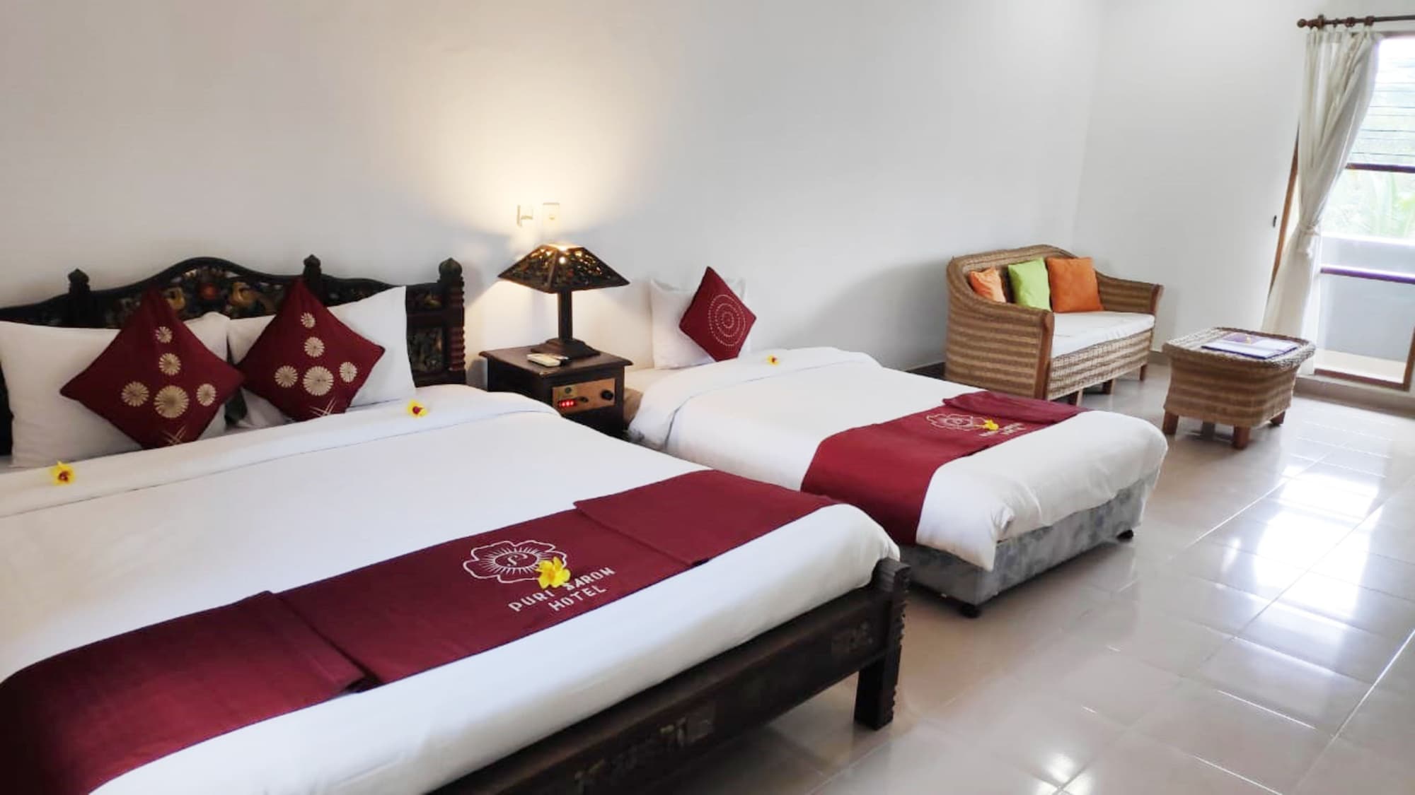 غرفة ديلوكس ثلاثية بسرير كوين وسرير فردي، Puri Saron Madangan Hotel 6/10