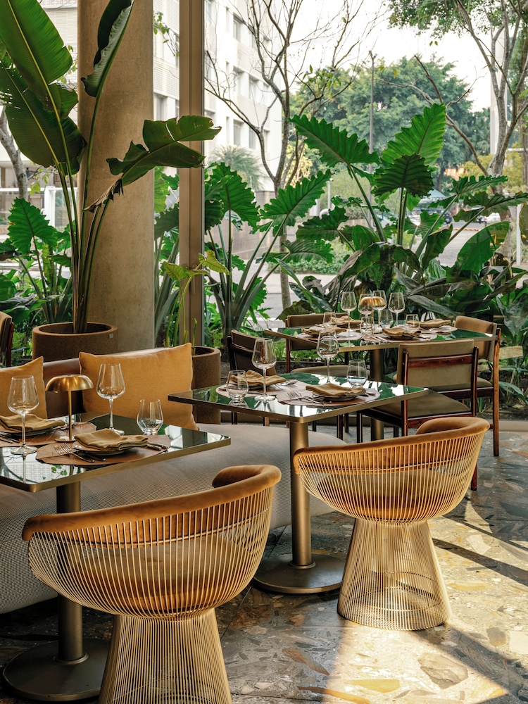 Pulso Hotel 37/47