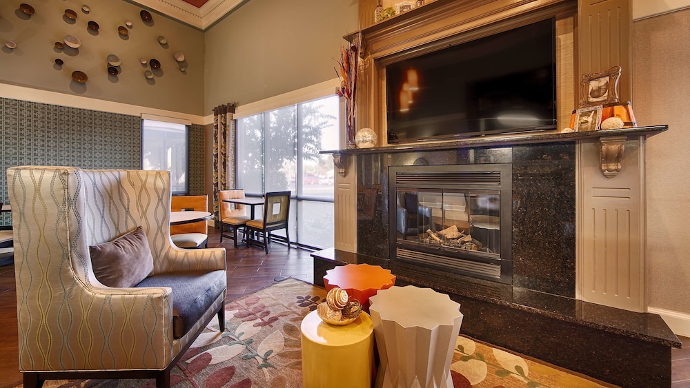 Best Western Executive Suites 25/38