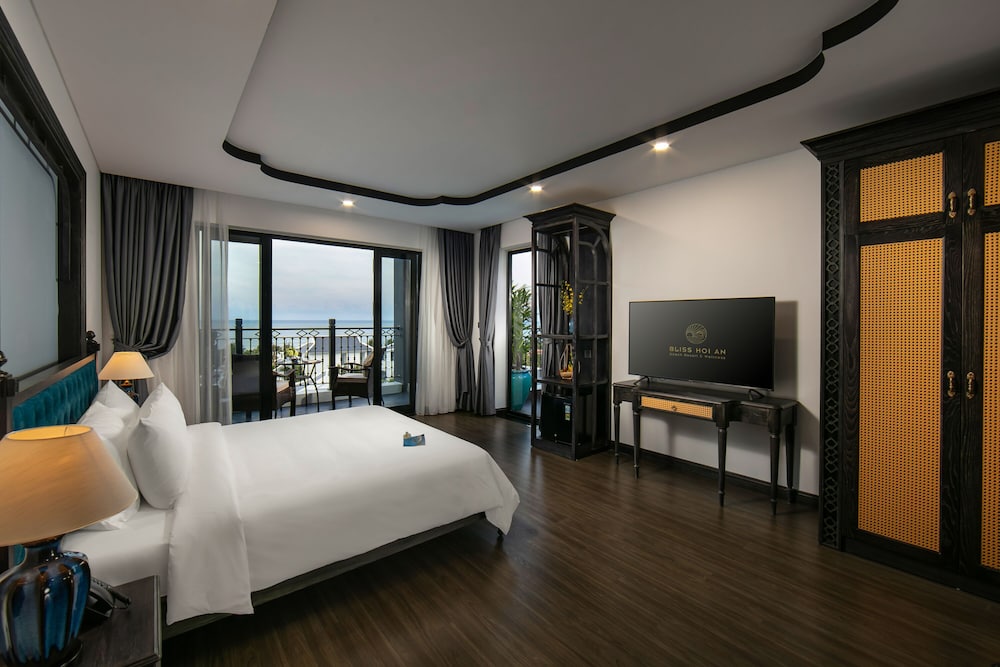 Bliss Hoi An Beach Resort and Wellness 13/49