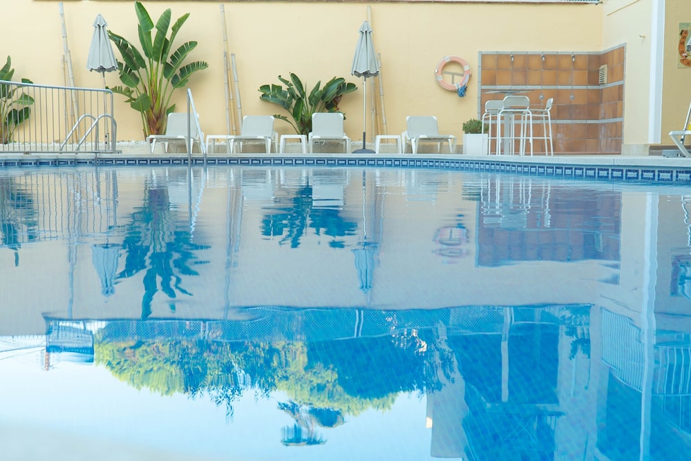 Hotel S Agoita 5/50
