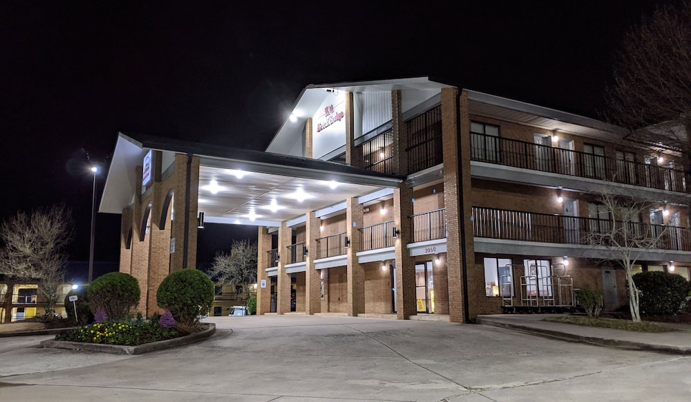 Brick Lodge Atlanta Norcross 4/32