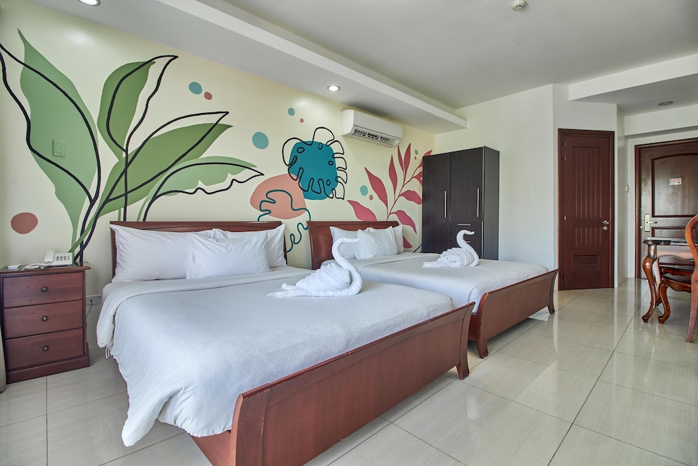 1521 Mactan Resort 24/85