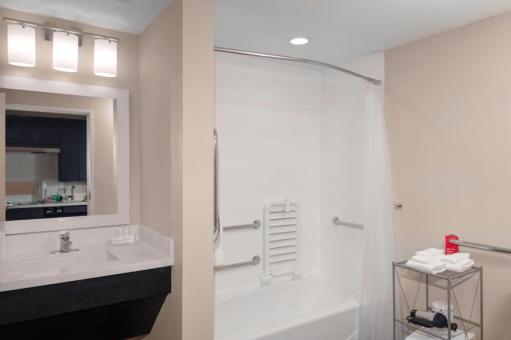 Towneplace Suites By Marriott San Antonio Westover Hills 20/26