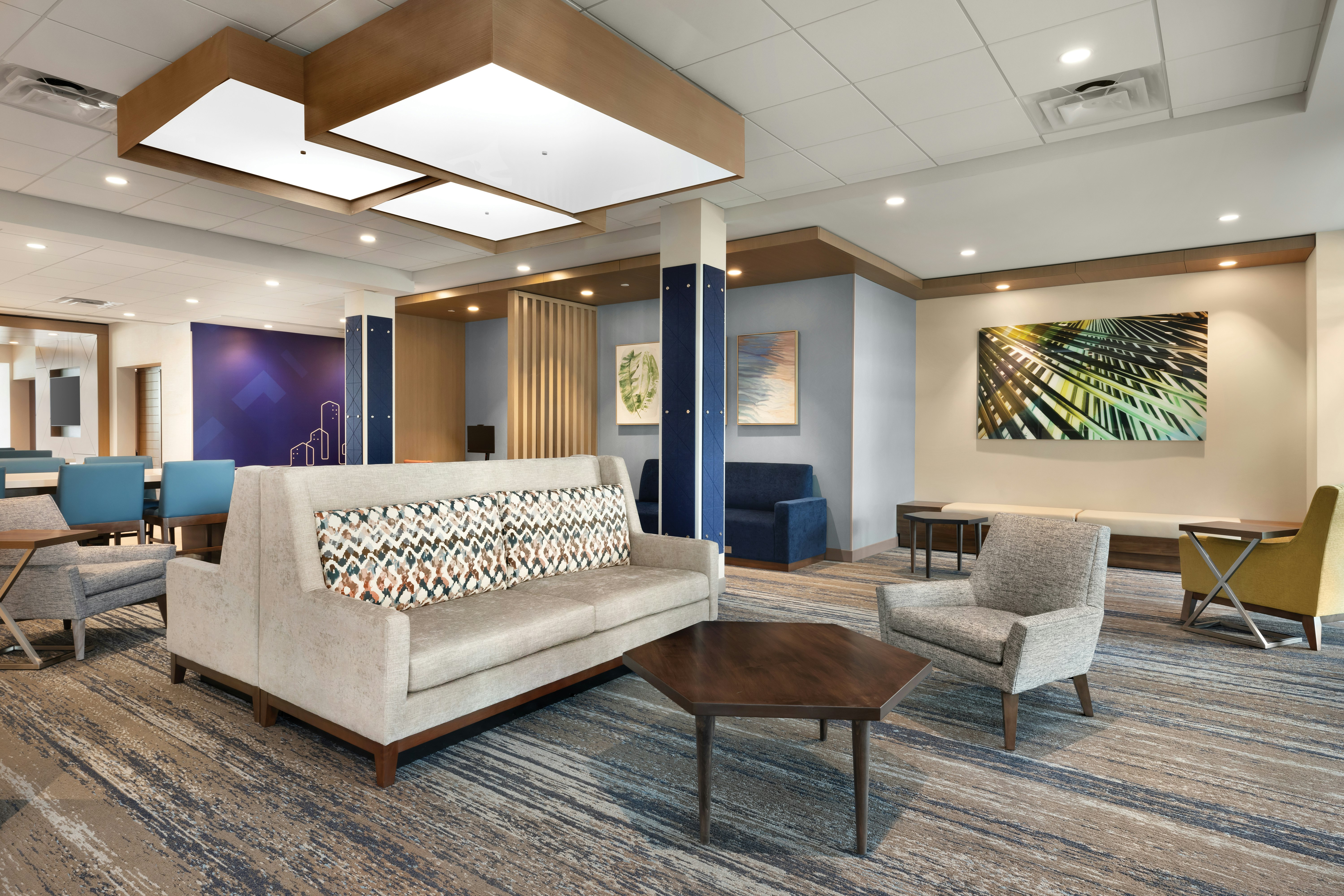 Holiday Inn Express Cape Canaveral 38/60