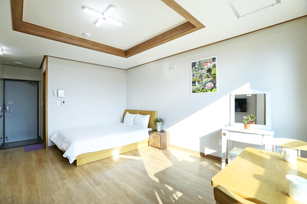 Dk House 13/38