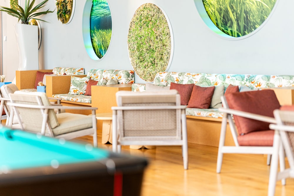 Aquatis Hotel 40/56