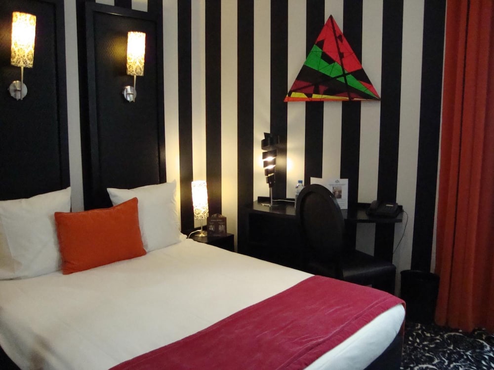 Hotel Peyris Opera 25/71