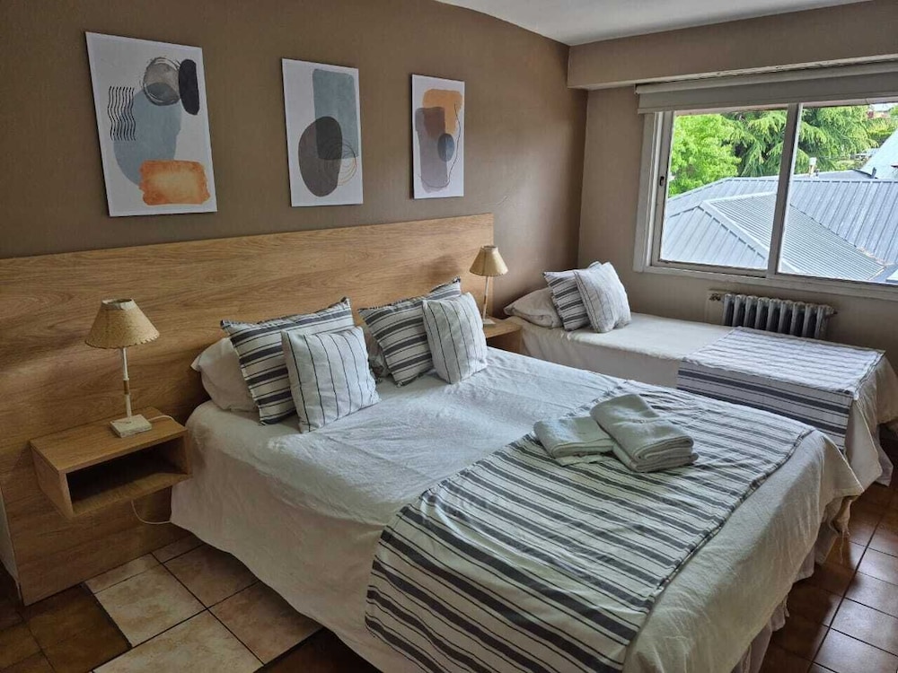 Room, Triple, 1 Double and 1 Single Bed
