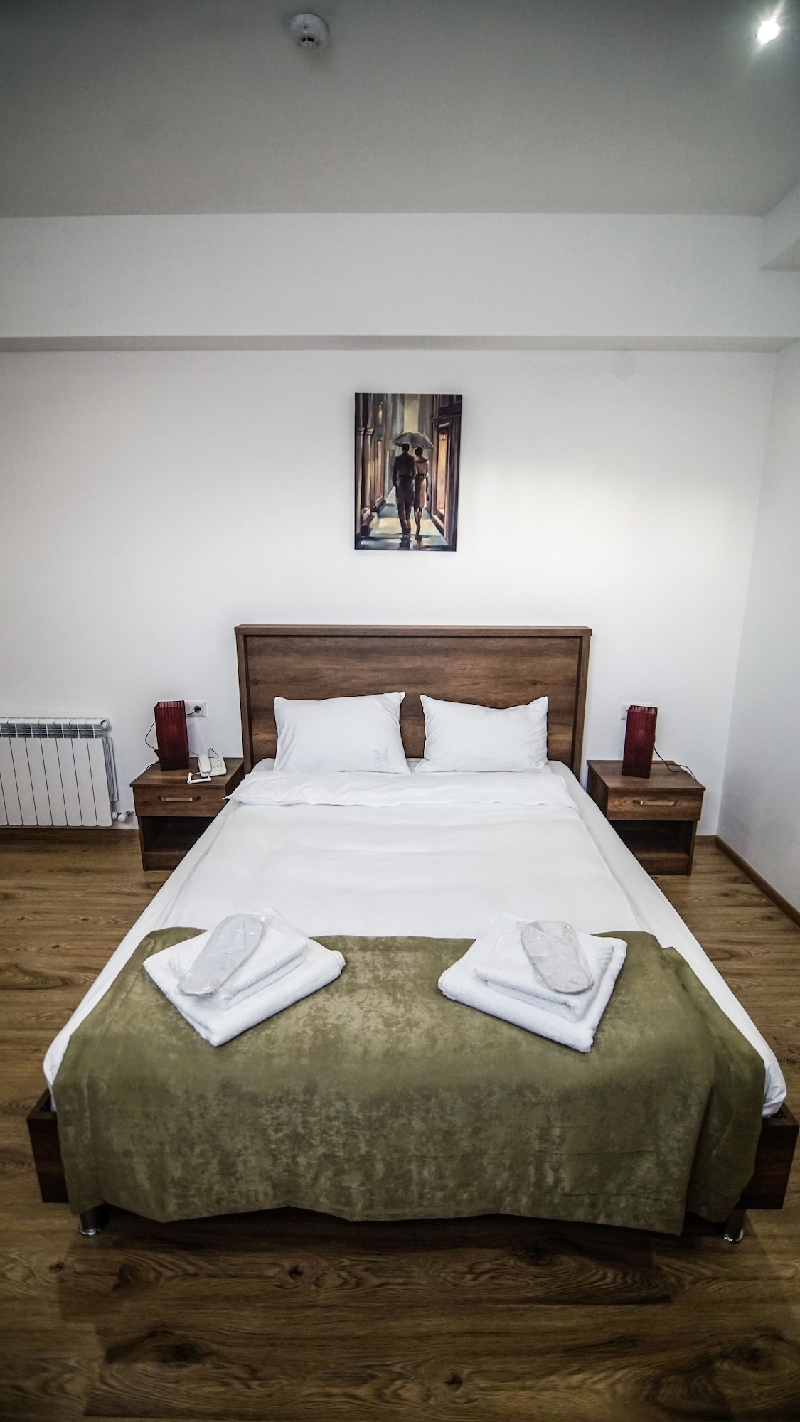 ECONOMY, DOUBLE BED