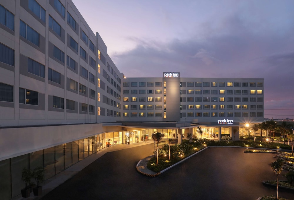 Park Inn By Radisson Clark 1/50