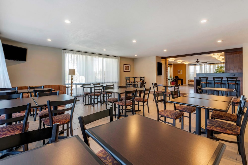 Best Western Orchard Inn 25/31