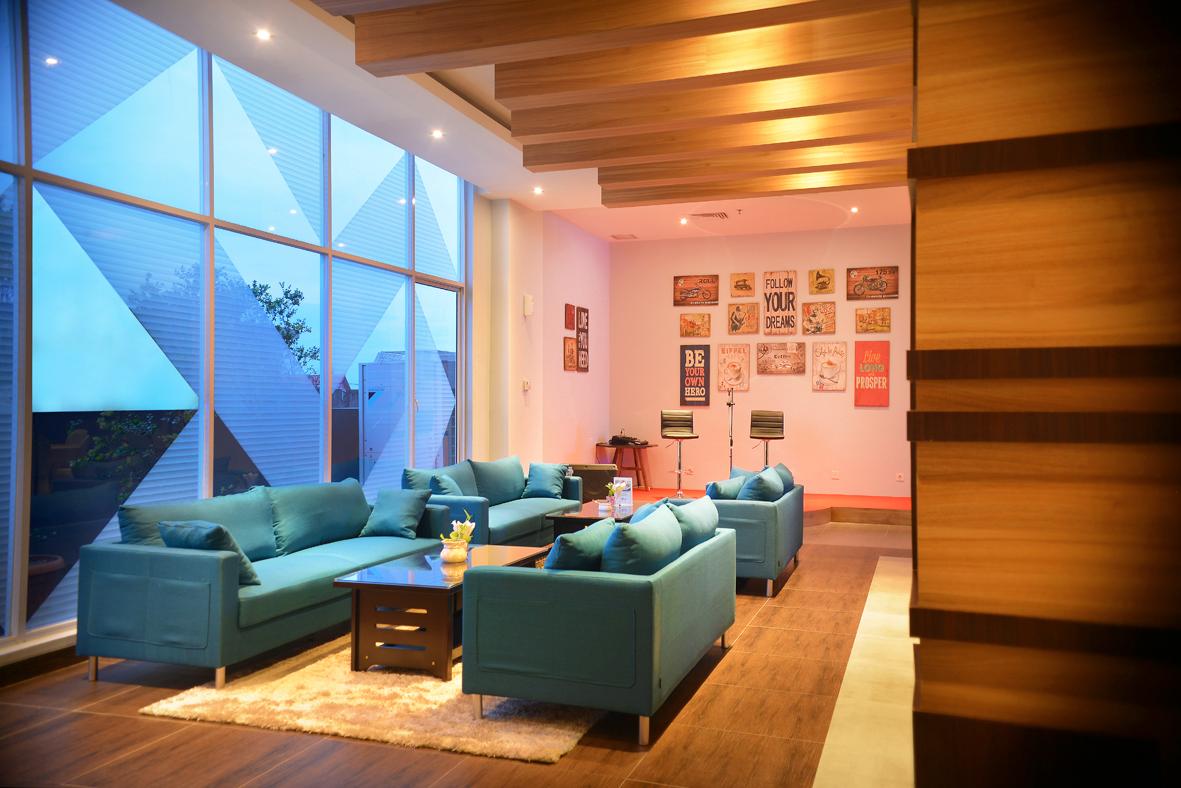 Ayola First Point Hotel Pekanbaru 33/48