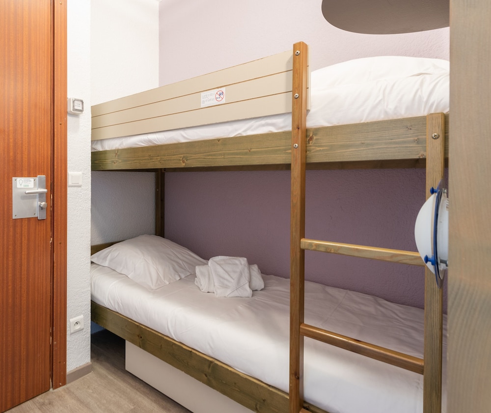 RESIDENCE LA ROSTAGNE 20/50