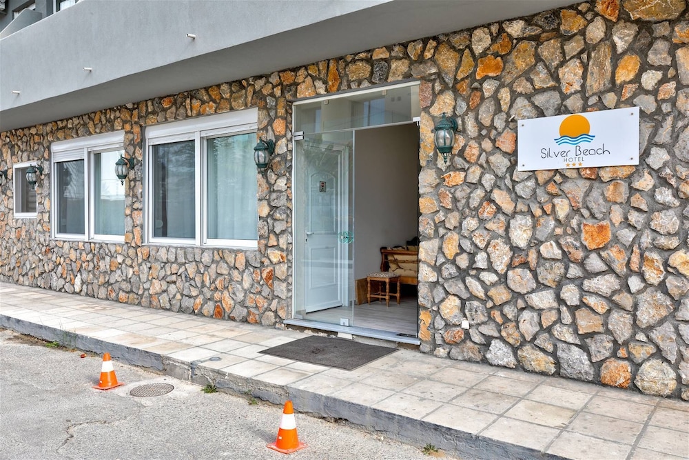 Silver Beach Hotel 17/44