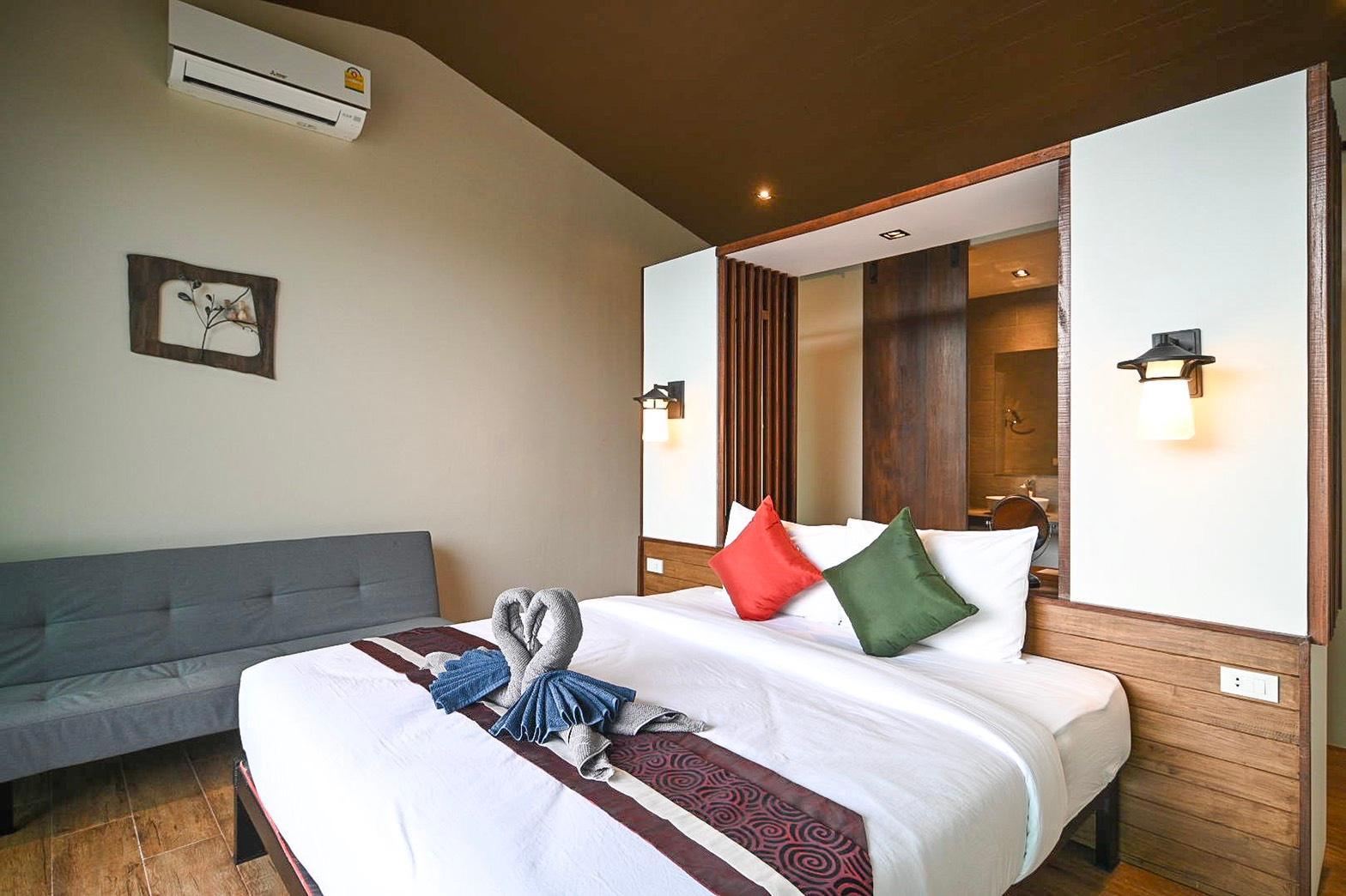 Prime, King Bed, Ocean View