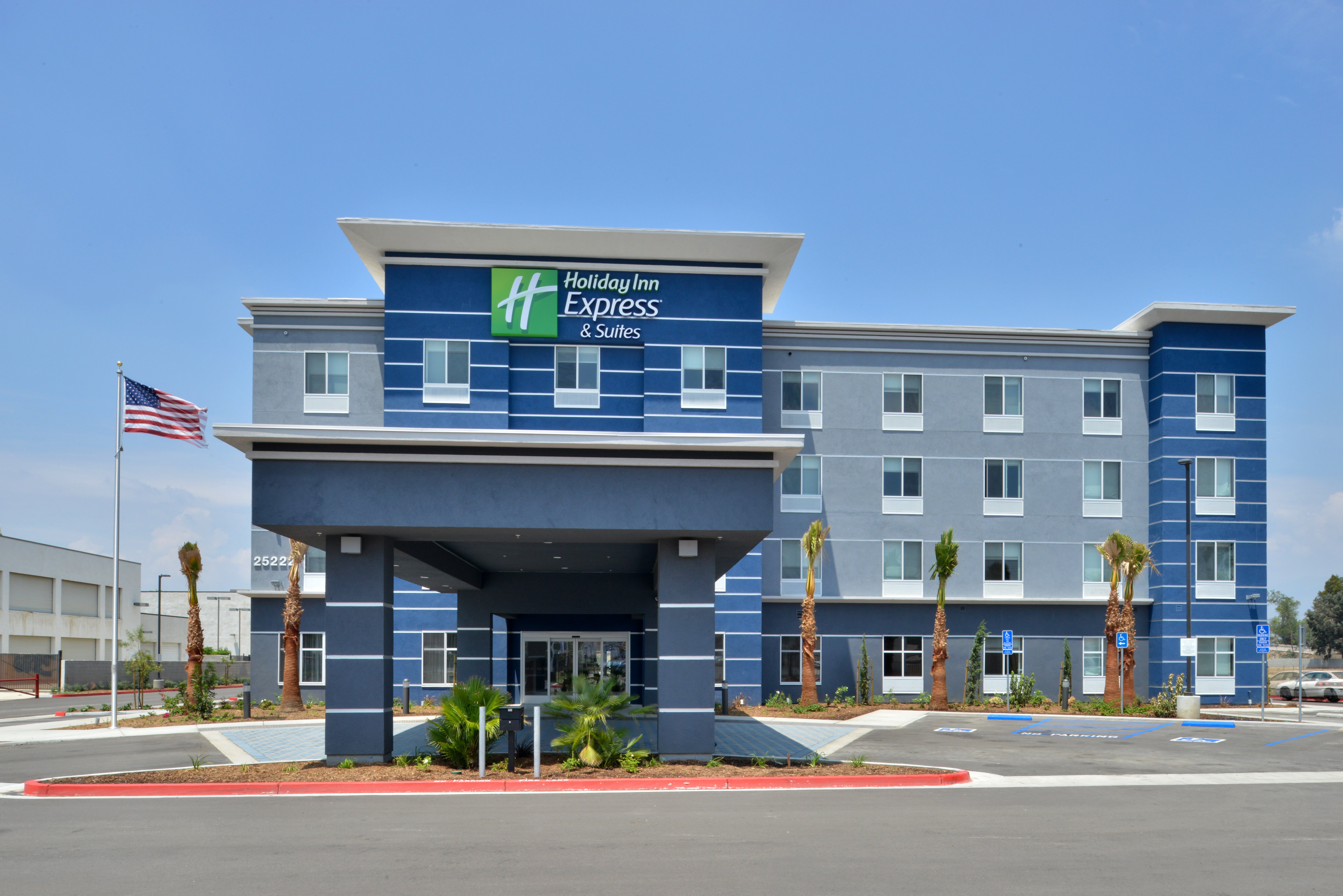 Holiday Inn Express Amp Suitesloma Linda San Bernardino S 2/63