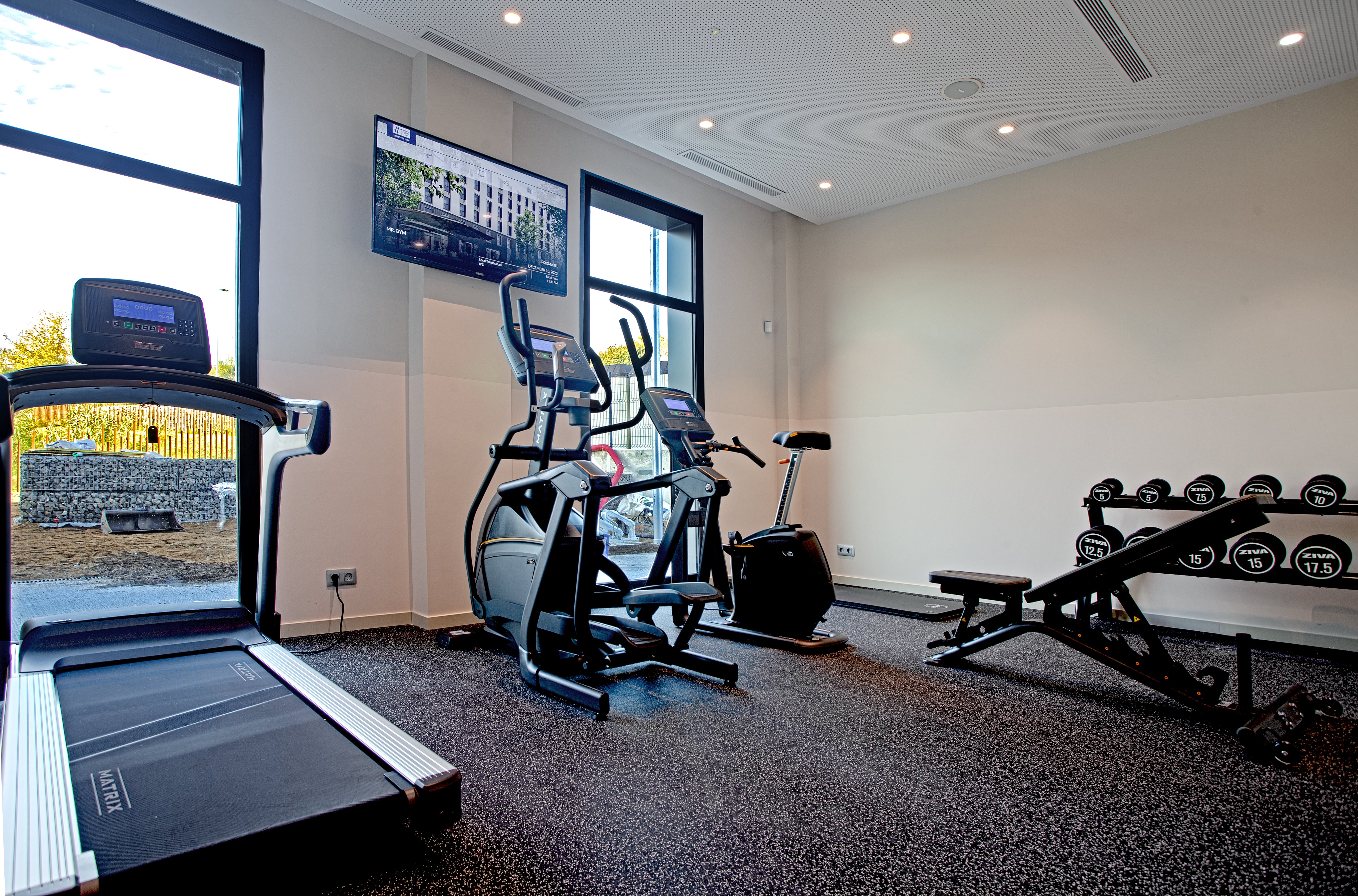 Holiday Inn Express & Suites Barcelona - Sabadell 6/20