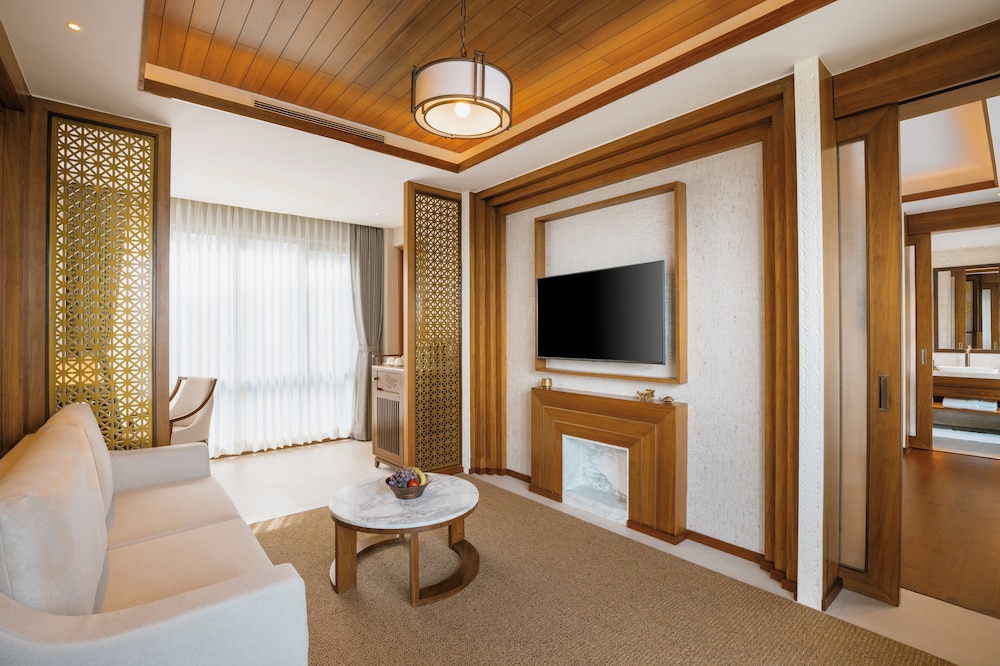 Dusit Thani Himalayan Resort 45/61