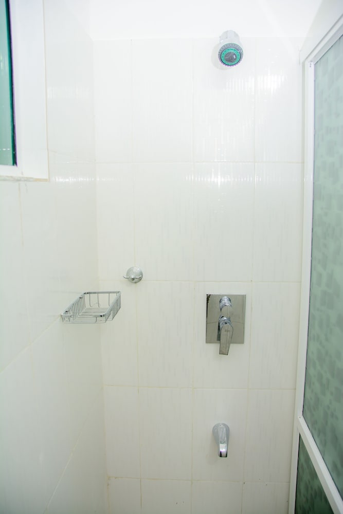 Villa White 22/50