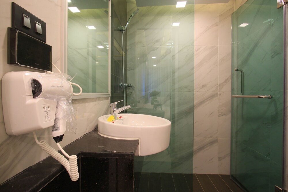 Pratunam Atrium Hotel 39/44