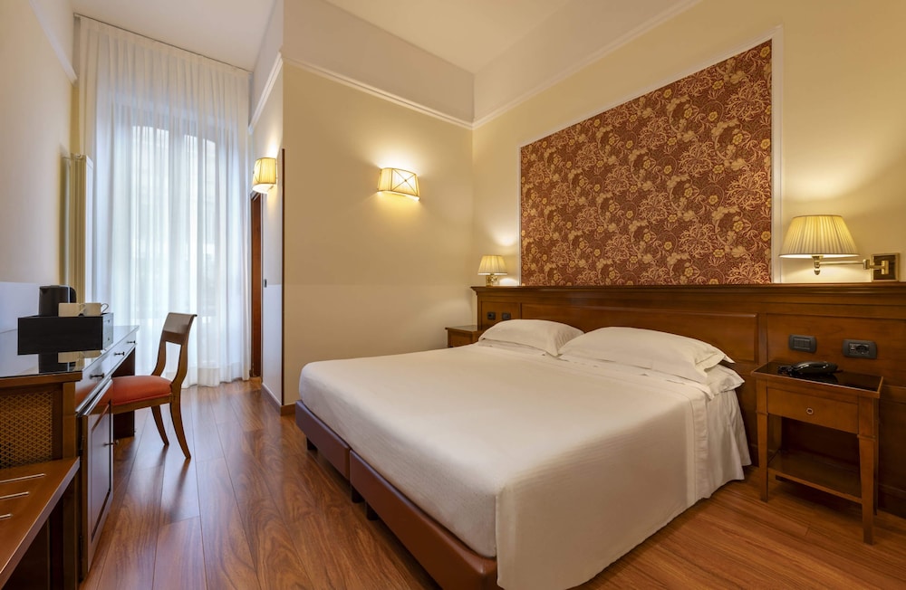 CLASSIC, DOUBLE OR TWIN BED