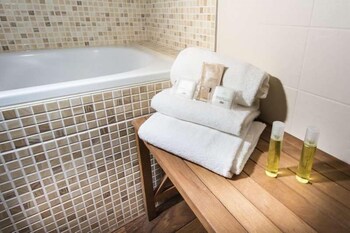 P Tit Dej Hotel Niort 28/58