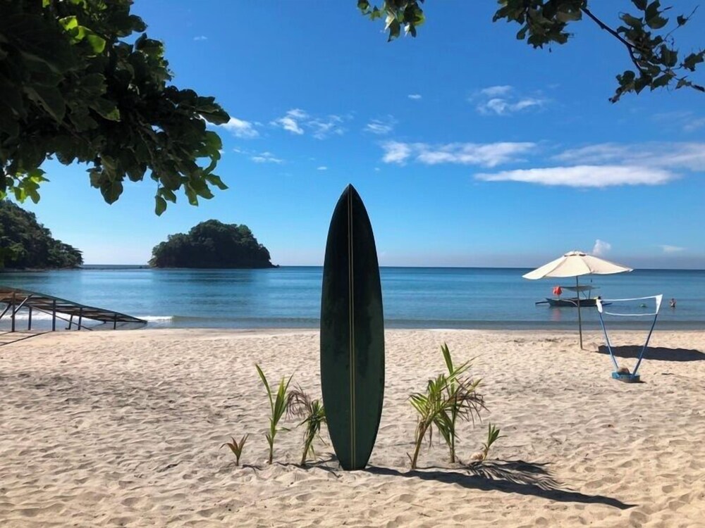 Playa La Caleta Bataan 46/59