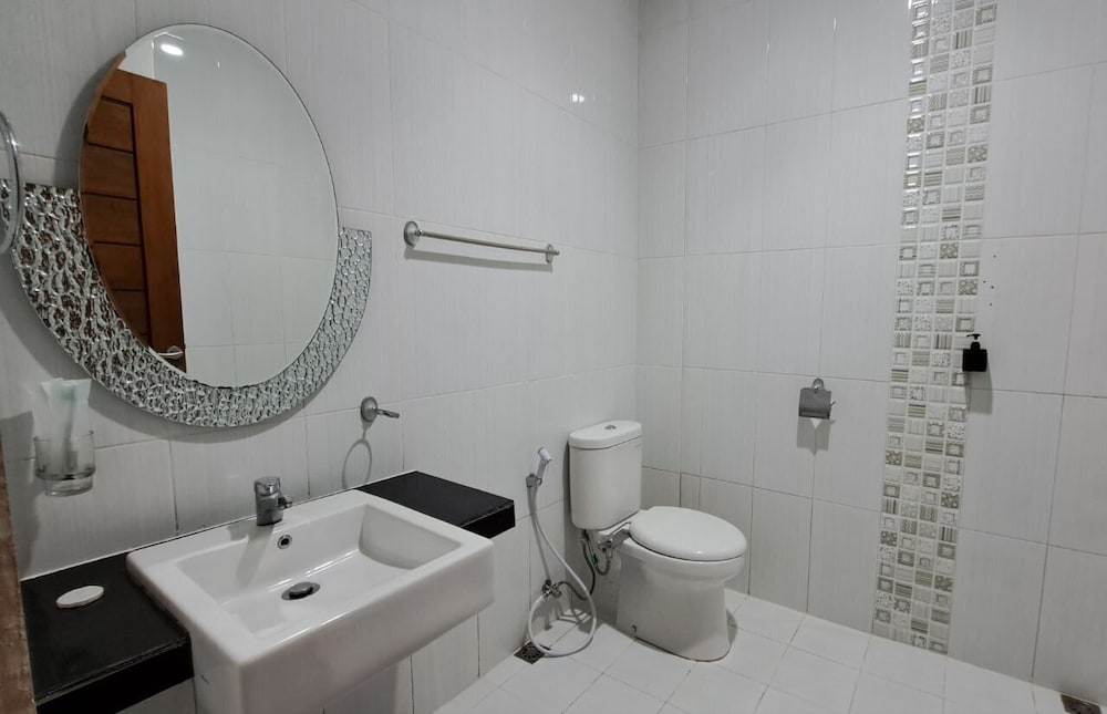 Permata Hijau Hotel 47/50