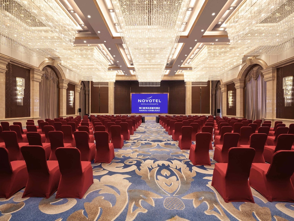 Novotel Haikou Xinbudao 58/63