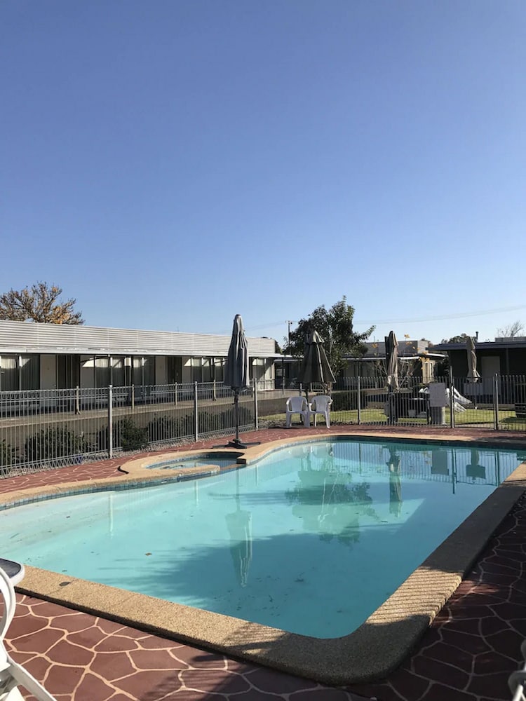 MANSFIELD MOTEL 29/41