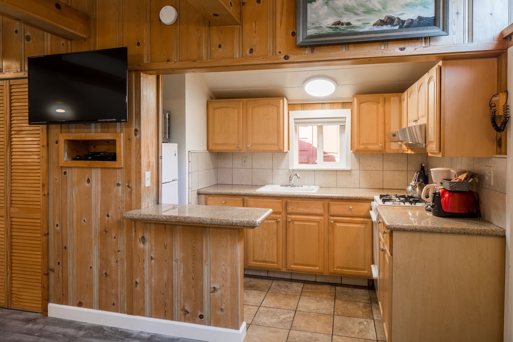 Andril Fireplace Cottages 6/50