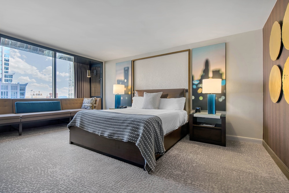 Omni Charlotte Hotel 18/70