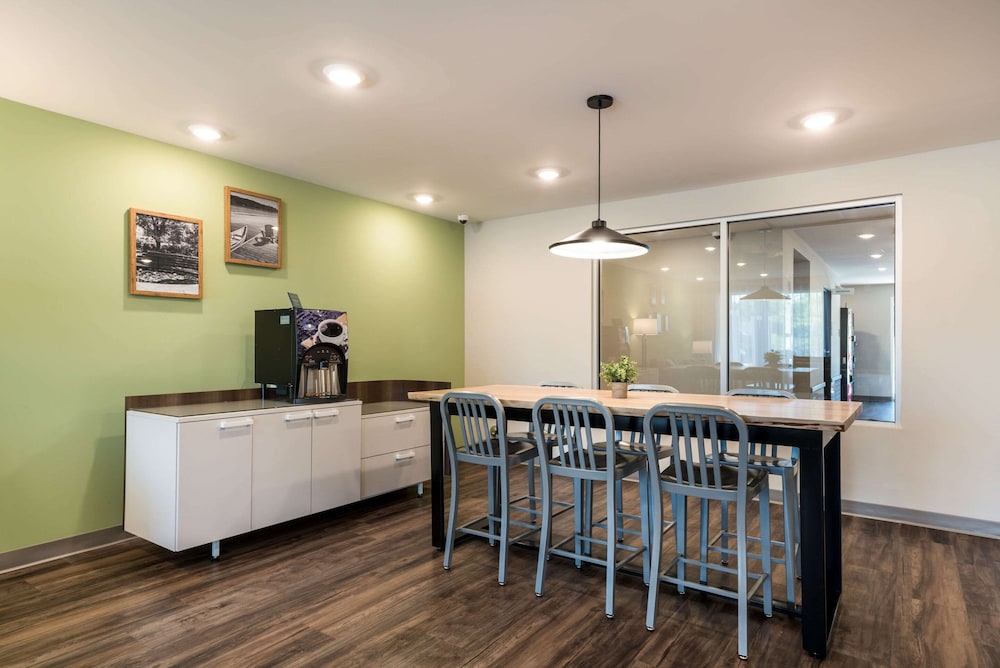 WoodSpring Suites Greensboro - High Point North 38/51
