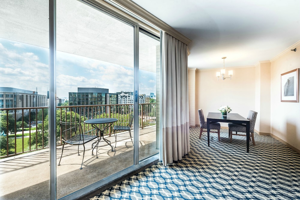 One Washington Circle DC, Tapestry Collection by Hilton 19/45