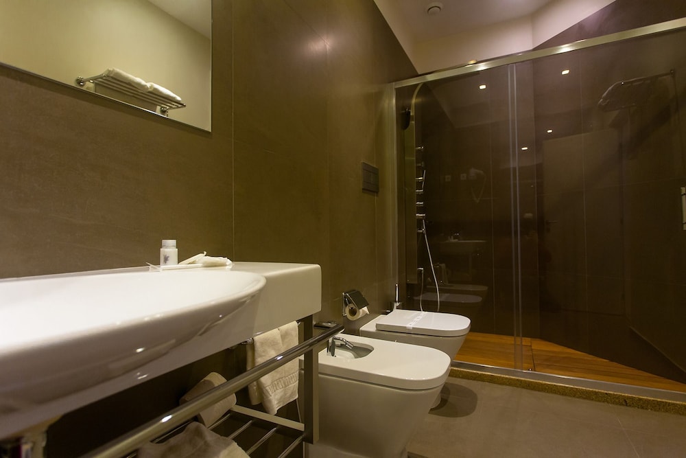 Tempus Hotel And Spa 47/50