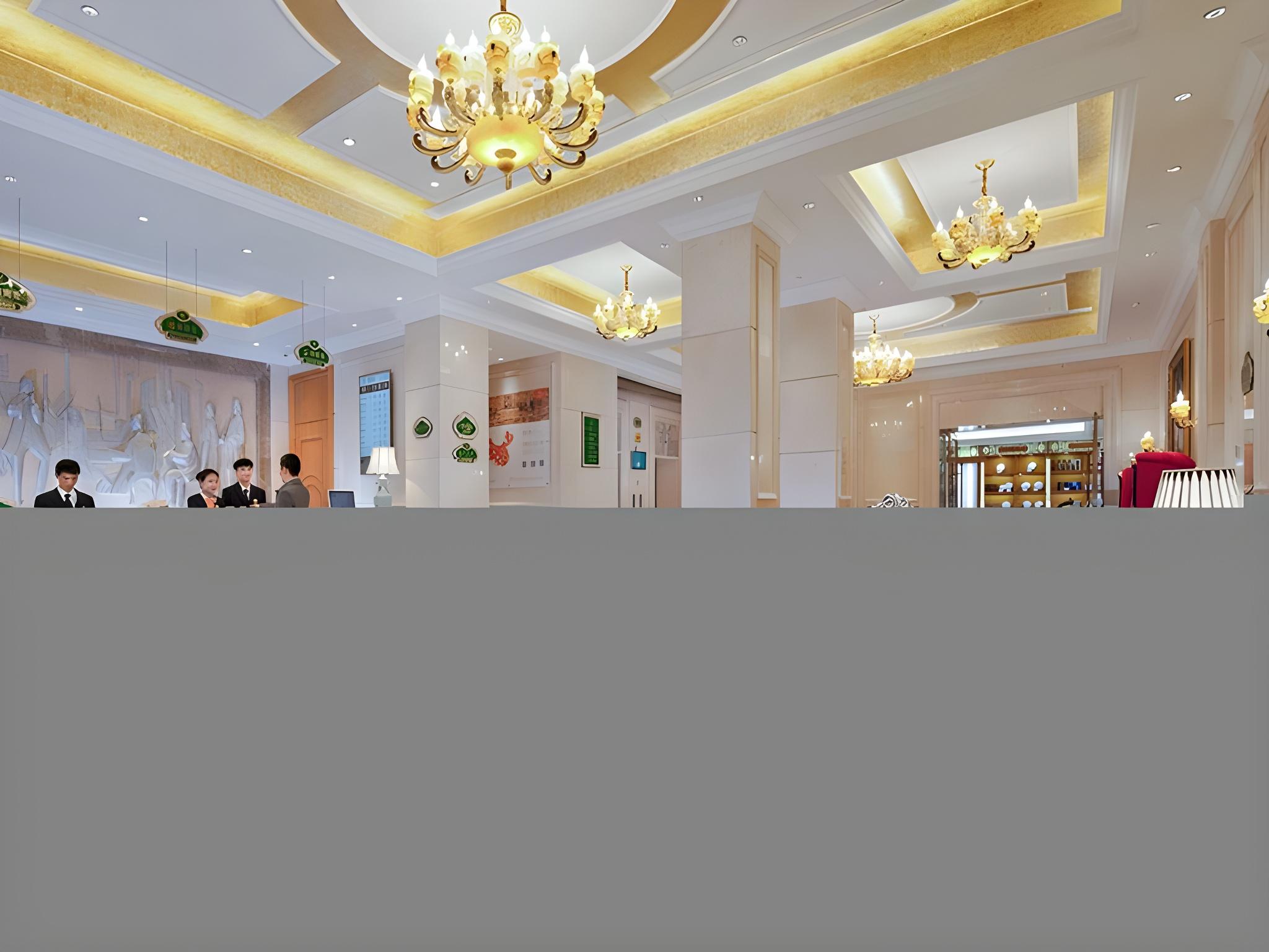 Vienna Hotel (Chuanxin Drum Tower Metro Station, Beijing Road) 11/50