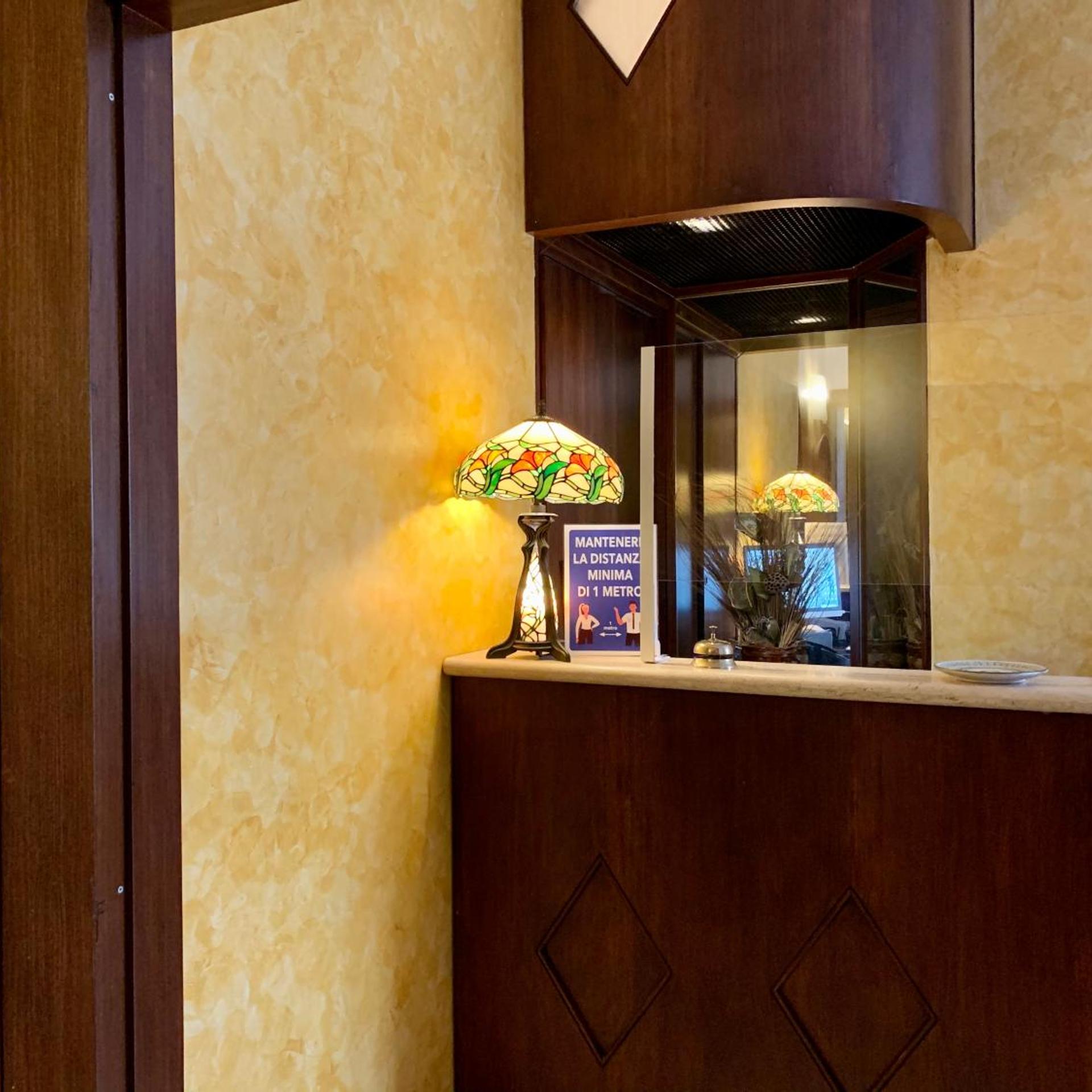 Hotel Bonazzi 38/40