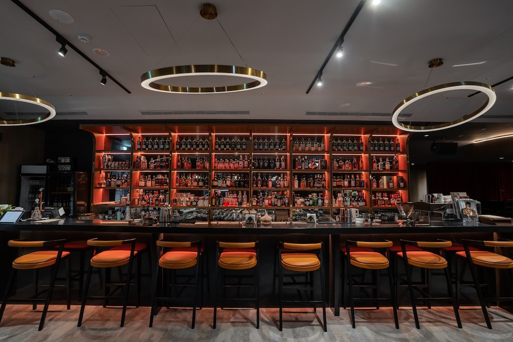 Home Hotel Xin Yi Branch 49/65