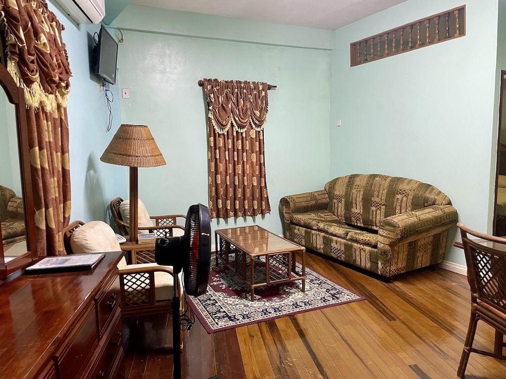 Kanuku Suites 31/55