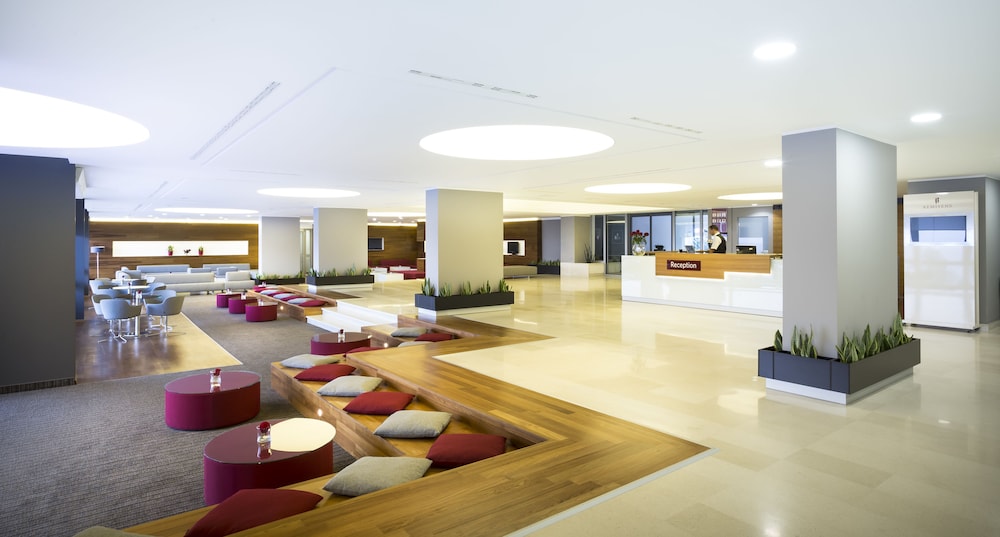 Lobby at Hotel Excelsior, LOVRAN