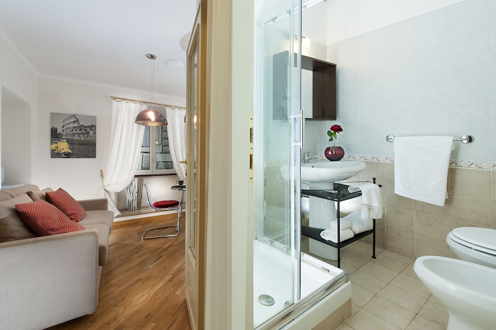 Corso Vittorio Apartments 60/62