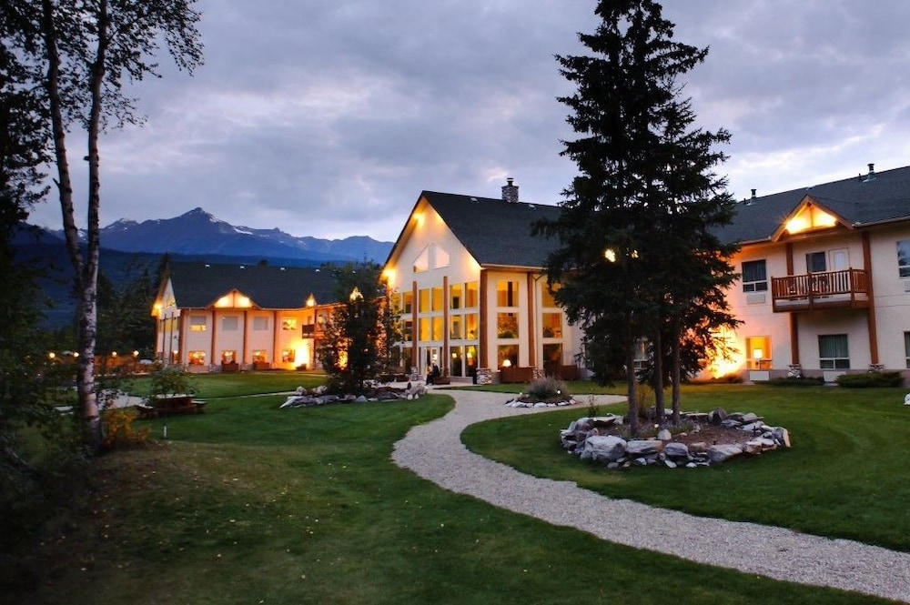 Best Western Plus Valemount Inn & Suites 6/65