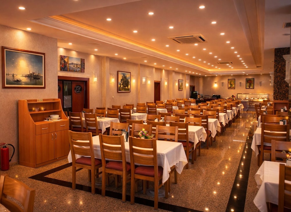 Kayhanbey Hotel 56/67