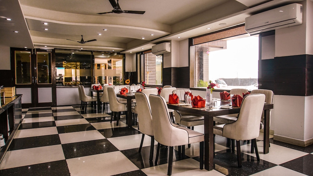 D'polo Club & Spa Resort 45/50
