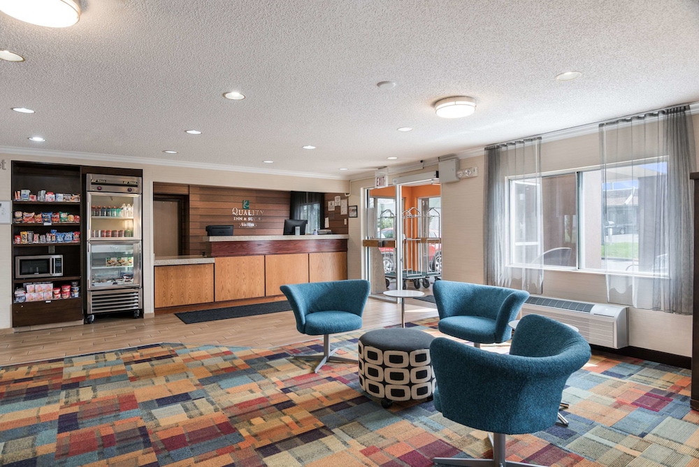 Quality Inn & Suites Bozeman 28/40