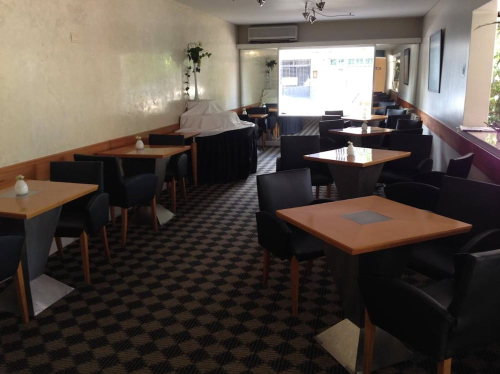 Urbanas Suites 30/36