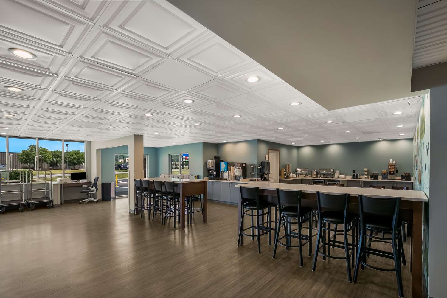 SureStay Plus Hotel by Best Western Sevierville 29/39